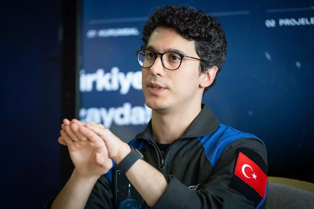 Astronot Atasever Öğrencilerle Buluştu