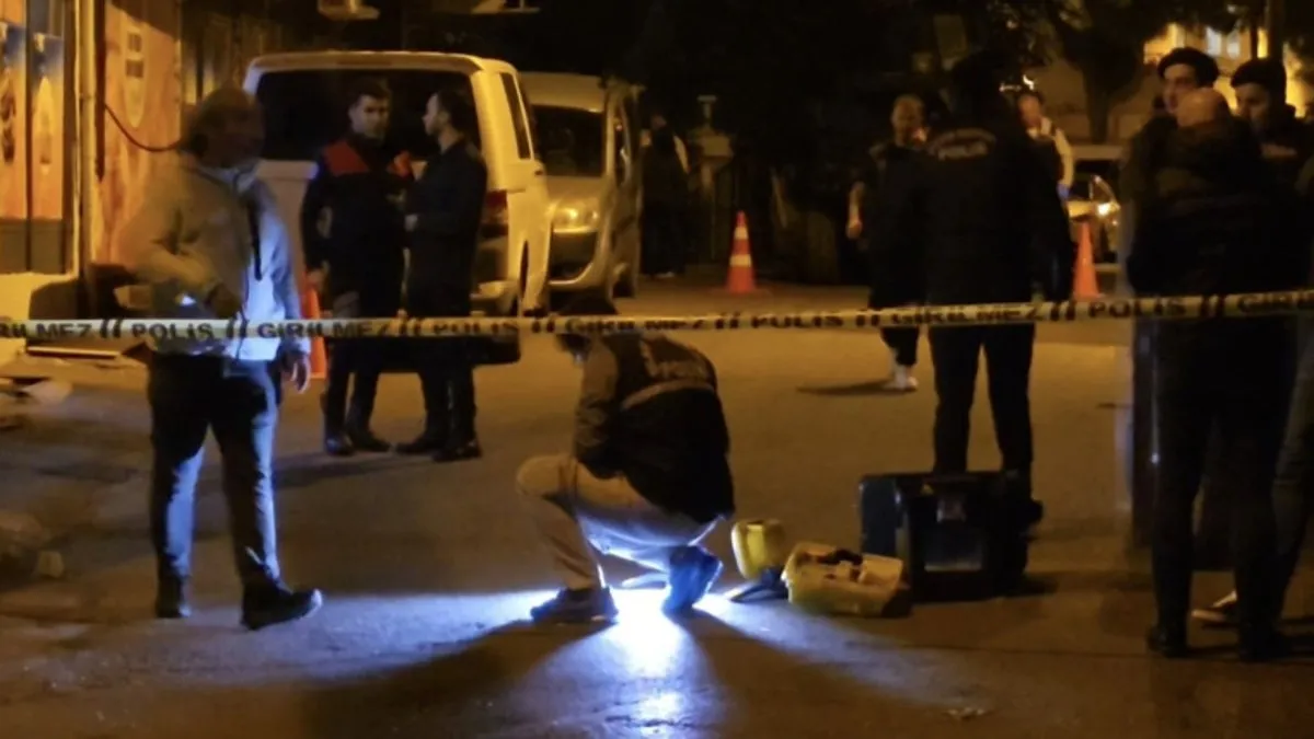 Ataşehir’de silahlı kavga: 1’i ağır 4 yaralı!