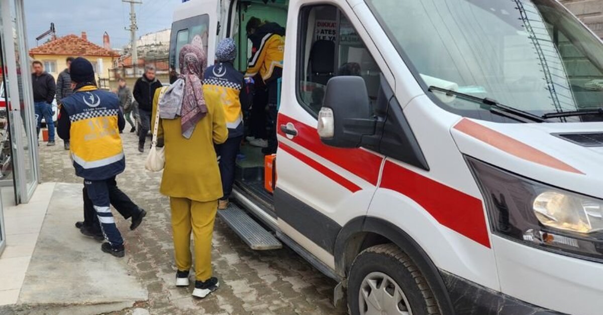 Burdur’da okul yemeğinden zehirlenen 43 öğrenci hastanelik oldu