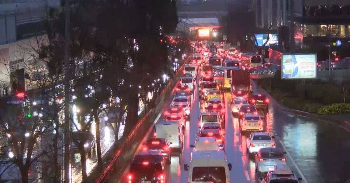 İstanbul’da trafik yoğunluğu yüzde 89’a ulaştı