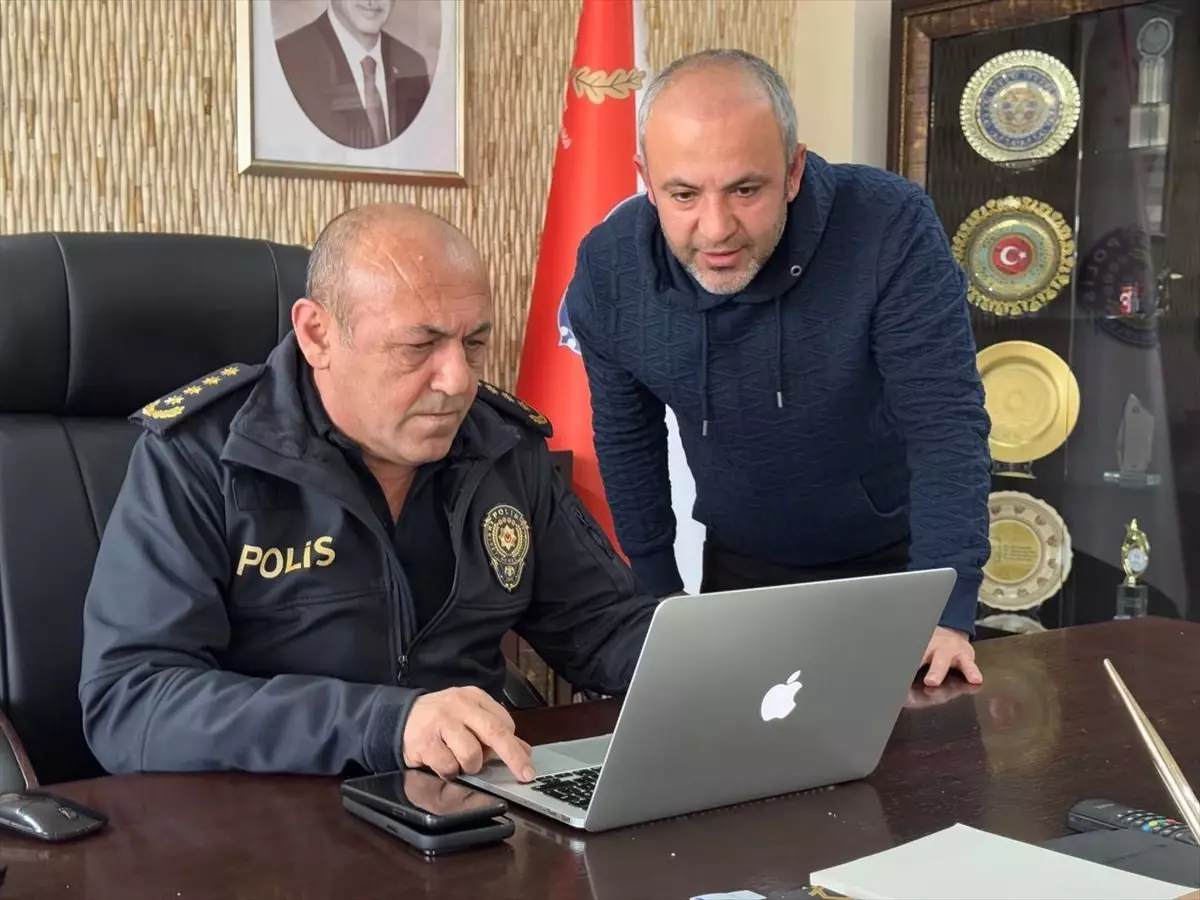 Aksaray Emniyet Müdürü ‘Yılın Kareleri’ni Seçti
