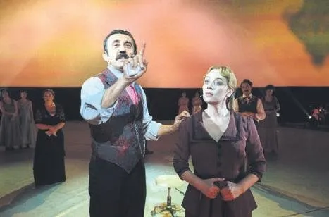 Bilete zam yok ama artık turne yapmak zor