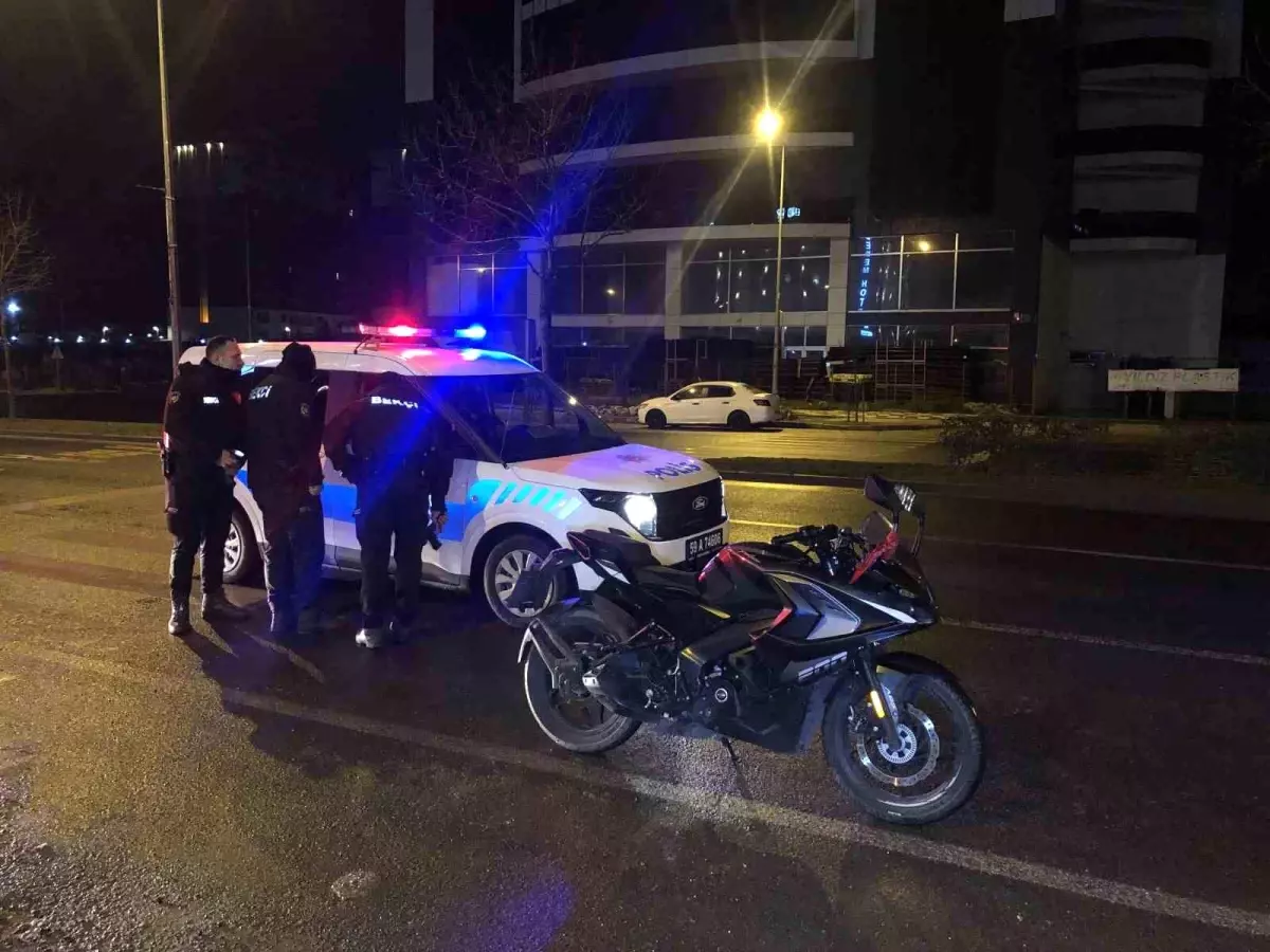 Çorlu’da Motosikletten Kurusıkı Tabanca Çıktı