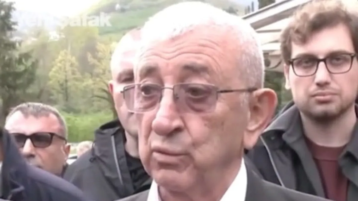 Ekrem İmamoğlu’nun babasından kin dolu sözler! “Oğlum masum diyemedi bedduaya sarıldı”